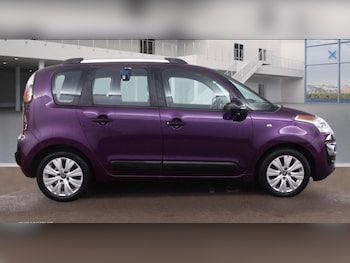 Used Citroen C3 Picasso 2016 for sale - 77240279: Photo