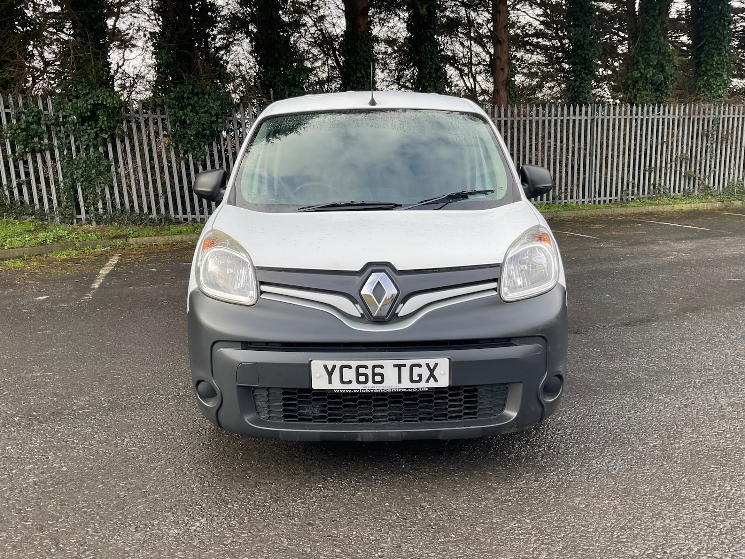 Used Renault Kangoo 2016 for sale - 77449844: Photo 2