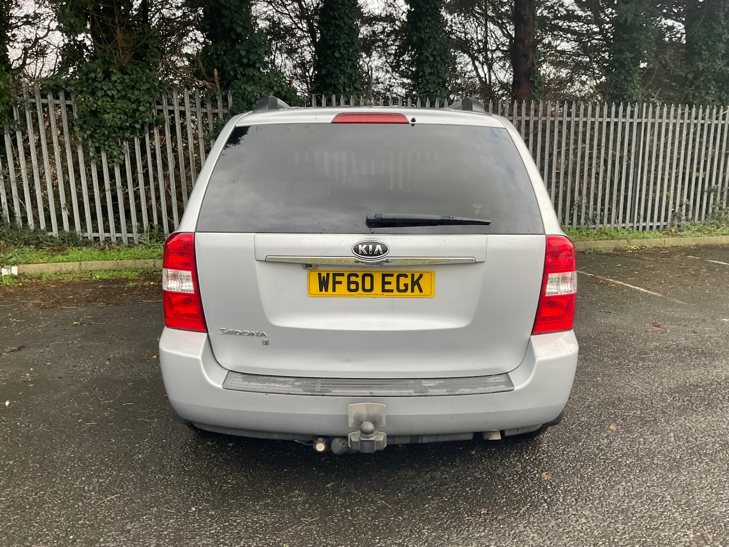 Used Kia Sedona 2010 for sale - 76856201: Photo 4