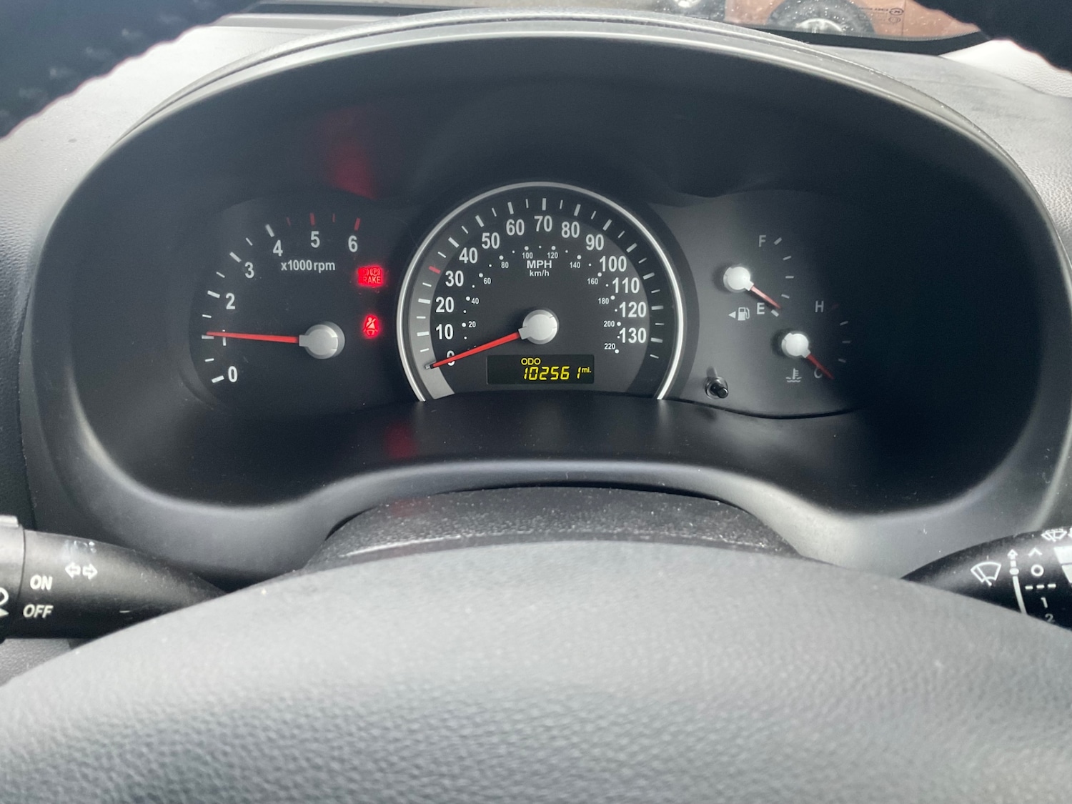 Used Kia Sedona 2010 for sale - 76856201: Photo 6