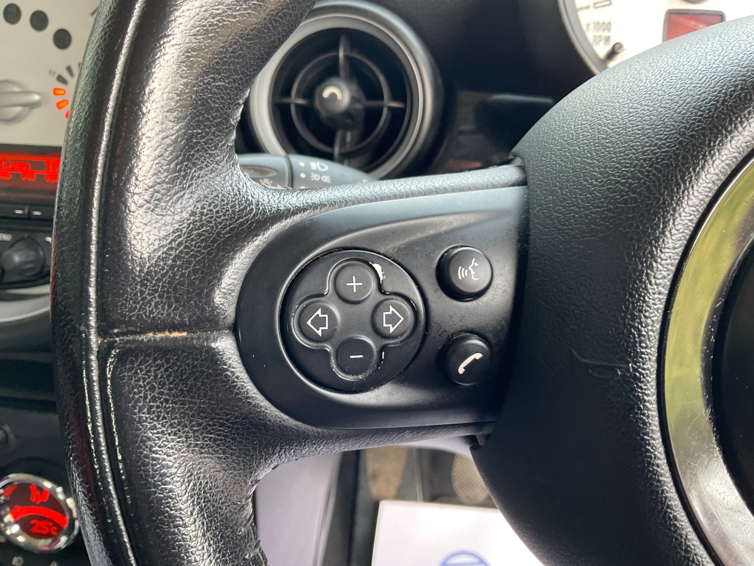 Used MINI Hatch 2011 for sale - 77555824: Photo 10