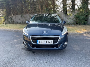 Used Peugeot 5008 2015 for sale - 79038805: Photo