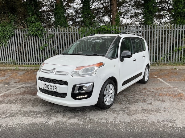 Used Citroen C3 Picasso 2016 for sale - 74449525: Photo 1