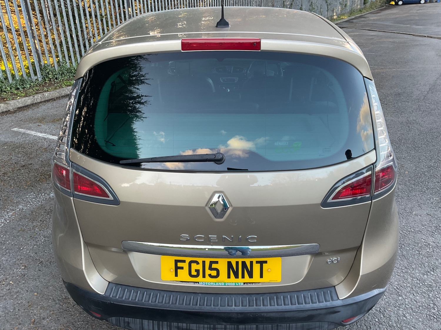 Used Renault Scenic 2015 for sale - 76785379: Photo 4