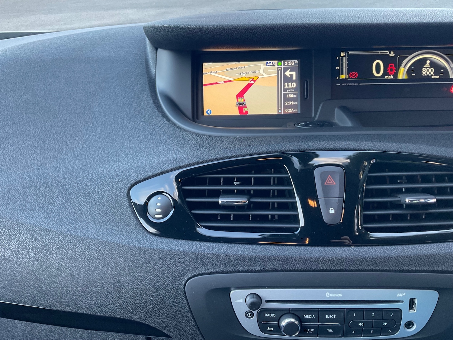 Used Renault Scenic 2015 for sale - 76785379: Photo 7