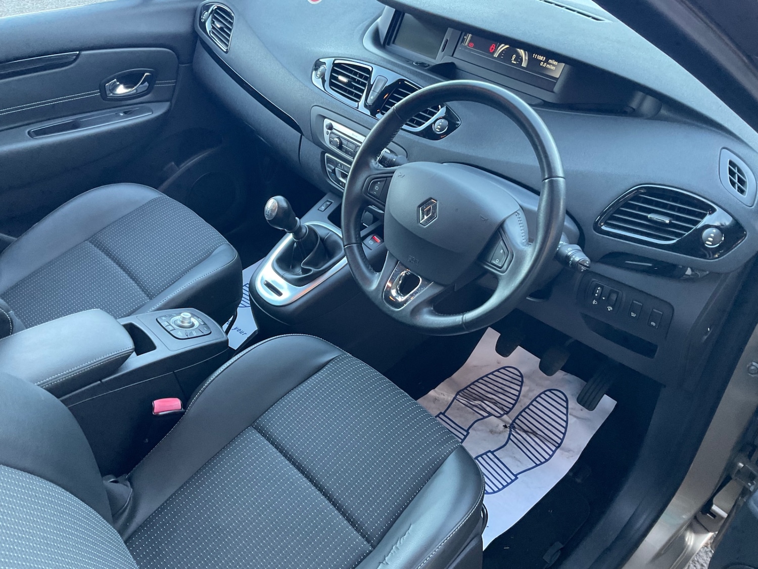 Used Renault Scenic 2015 for sale - 76785379: Photo 9