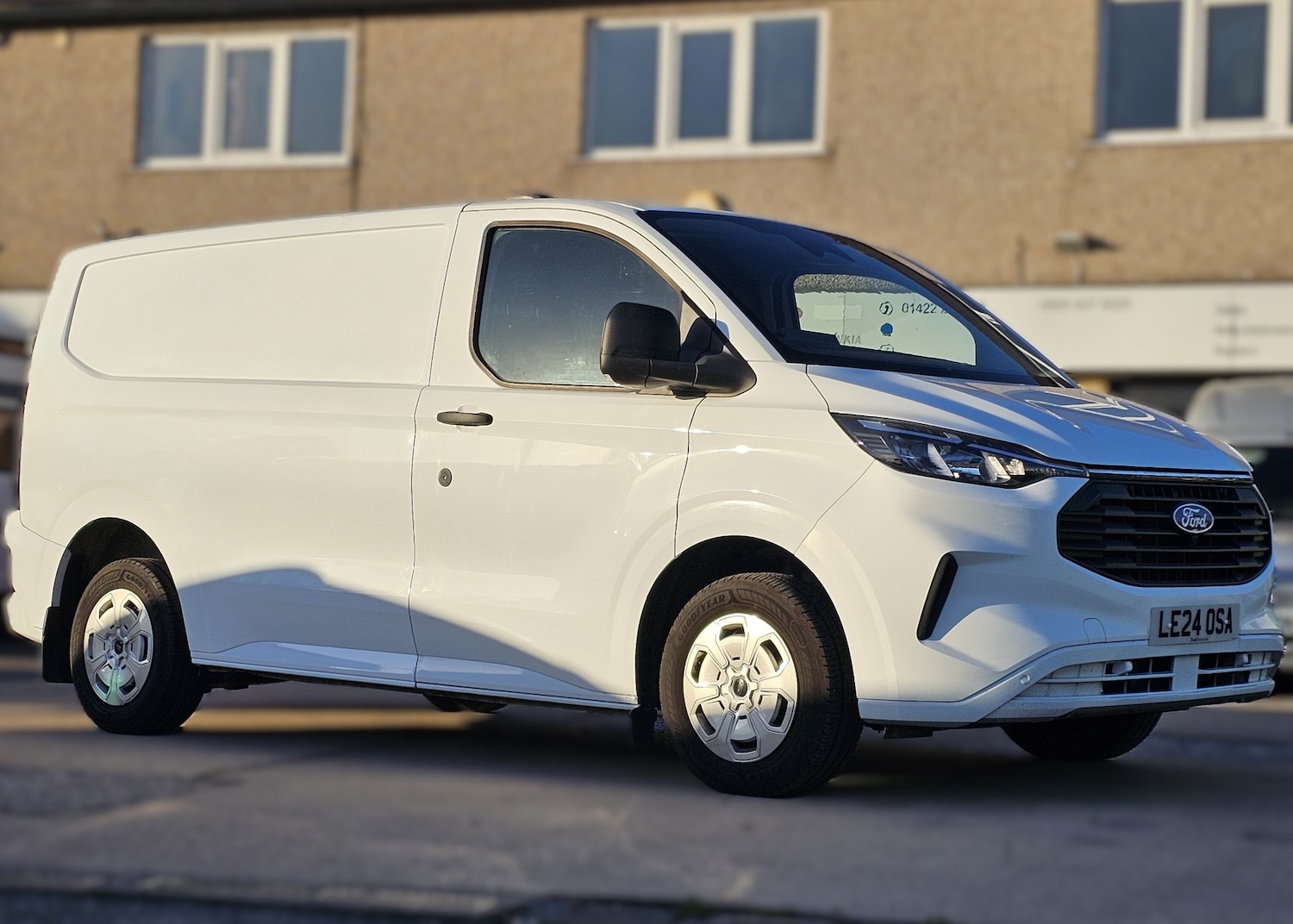 Used Ford Transit Custom 2024 for sale - 76526057: Photo 2