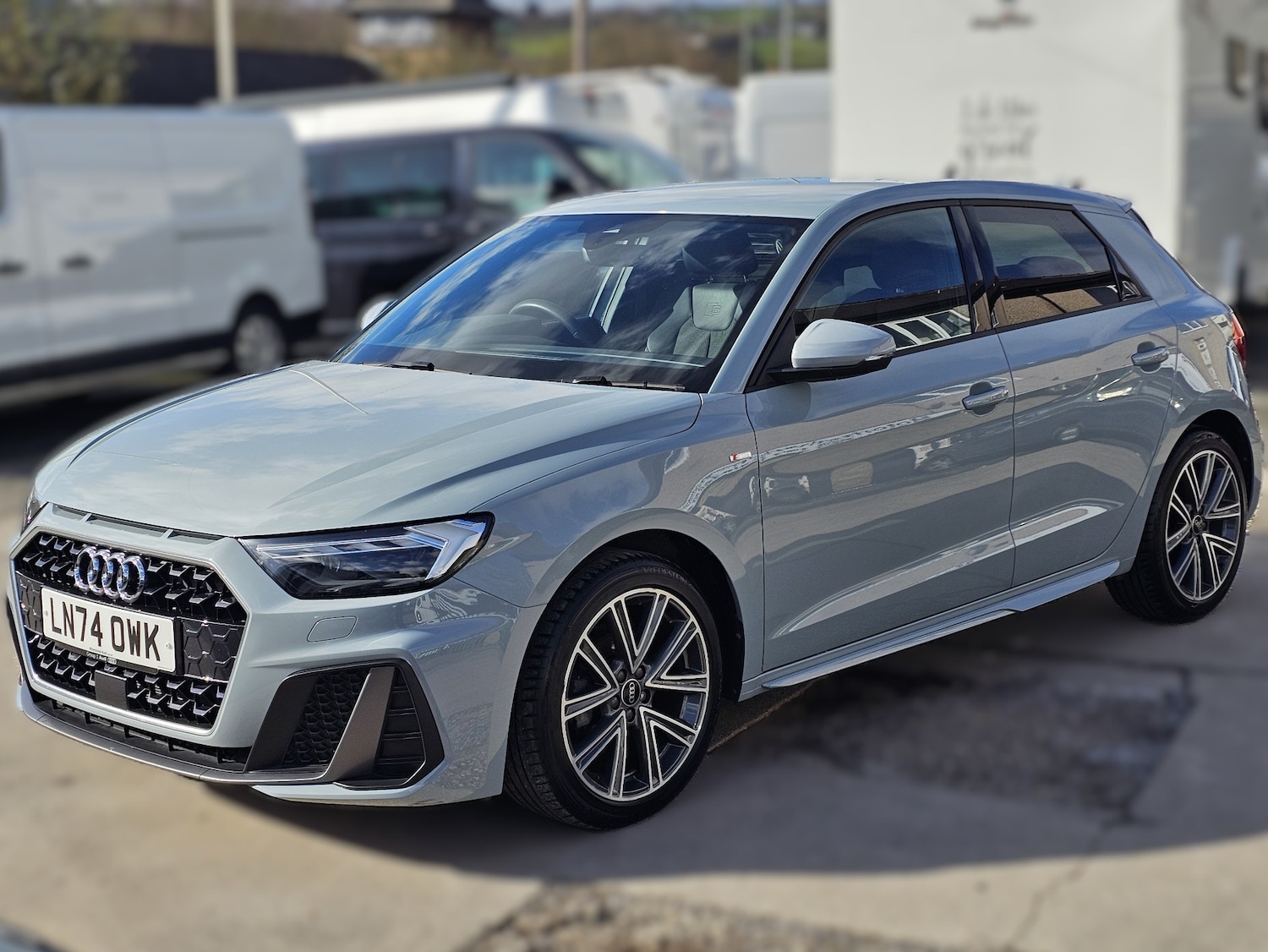 Used Audi A1 2024 for sale - 77638659: Photo 3