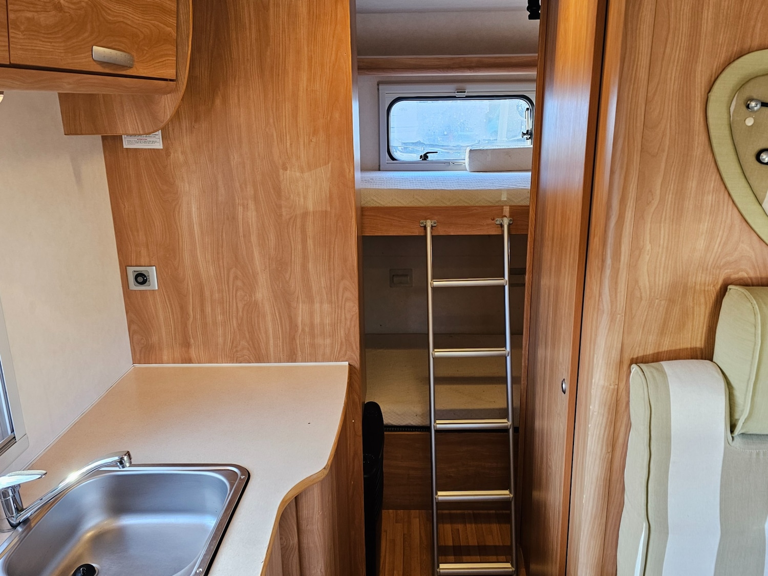 Used Ford Sierra 2008 for sale - 76669431: Photo 17