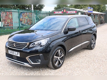 Peugeot - 5008