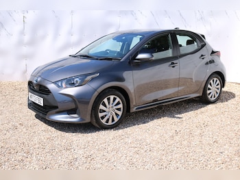 Used Toyota Yaris 2022 for sale - 75414626: Photo