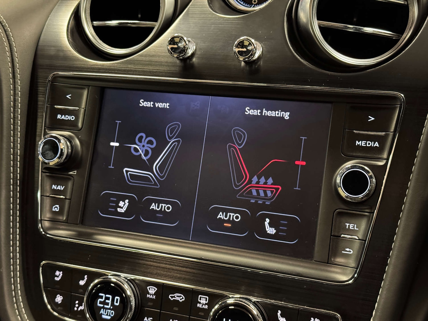 Used Bentley Bentayga 2019 for sale - 77314241: Photo 22