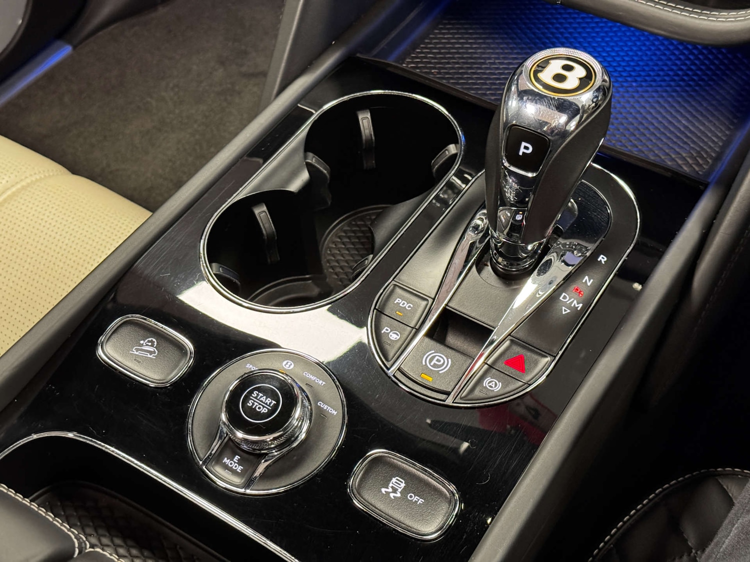 Used Bentley Bentayga 2019 for sale - 77314241: Photo 24