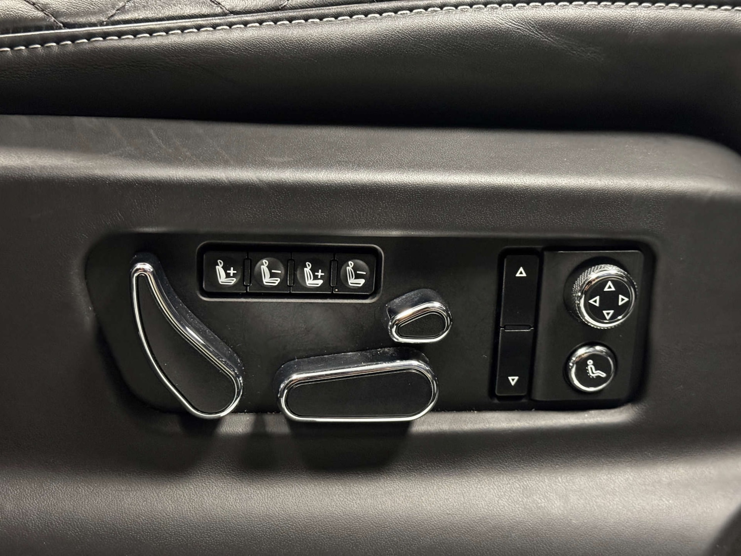 Used Bentley Bentayga 2019 for sale - 77314241: Photo 31