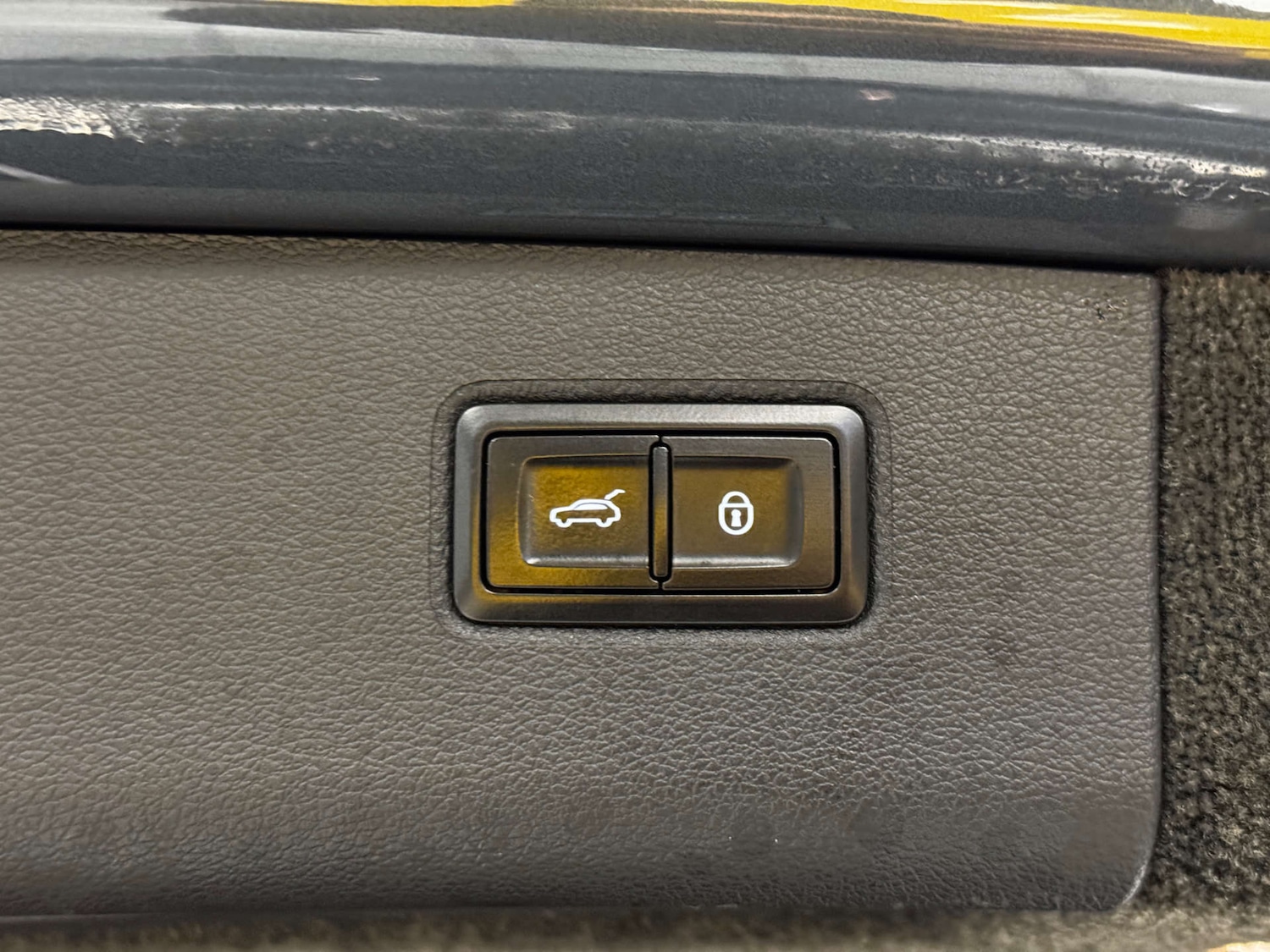 Used Bentley Bentayga 2019 for sale - 77314241: Photo 32