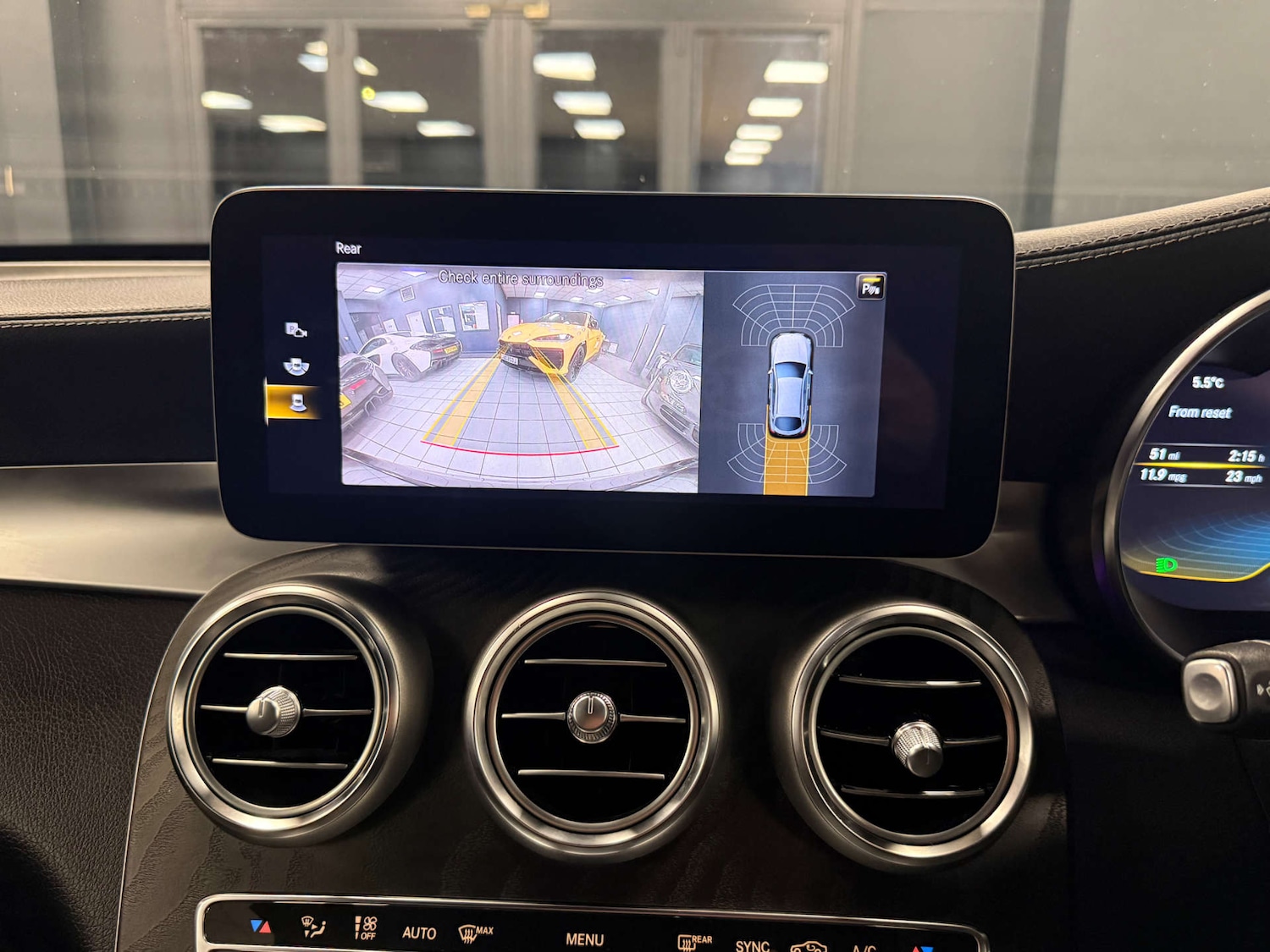 Used Mercedes-Benz GLC 2020 for sale - 77370965: Photo 19