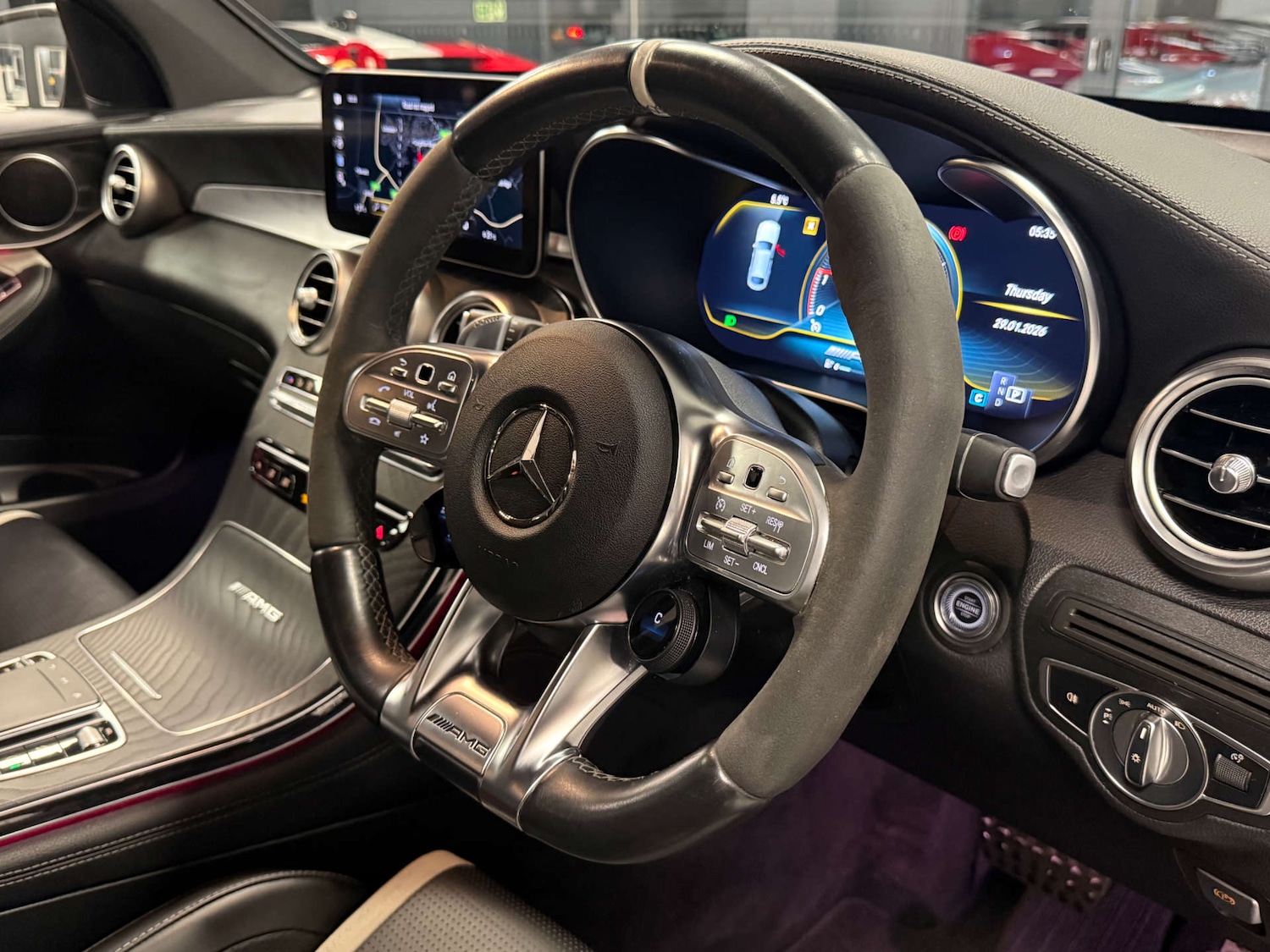 Used Mercedes-Benz GLC 2020 for sale - 77370965: Photo 2