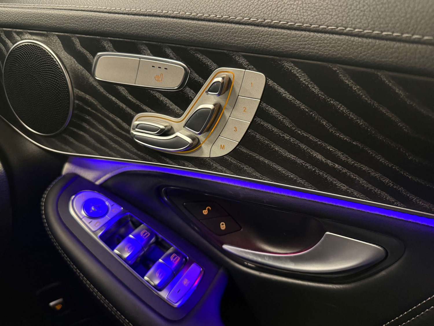 Used Mercedes-Benz GLC 2020 for sale - 77370965: Photo 31