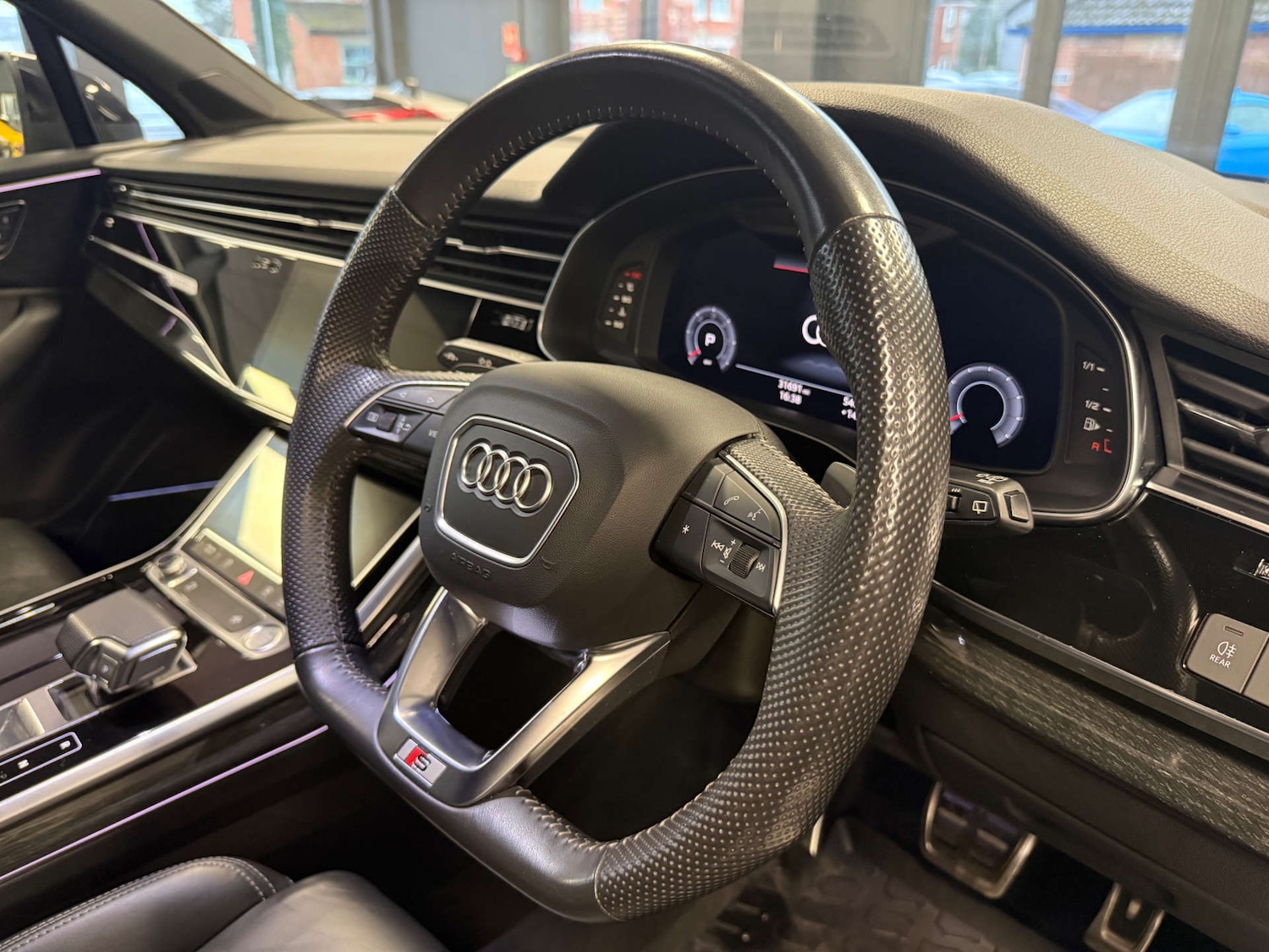 Used Audi Q7 2019 for sale - 77780973: Photo 2
