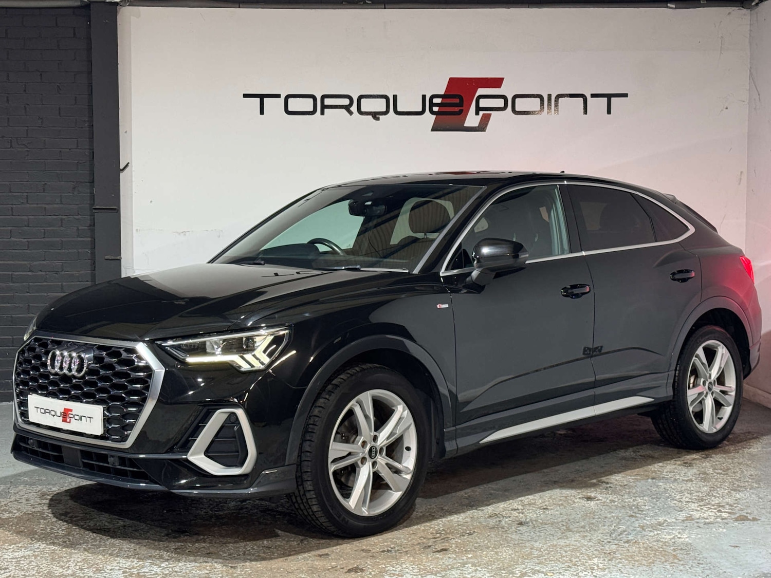 Used Audi Q3 2021 for sale - 76601640: Photo 6