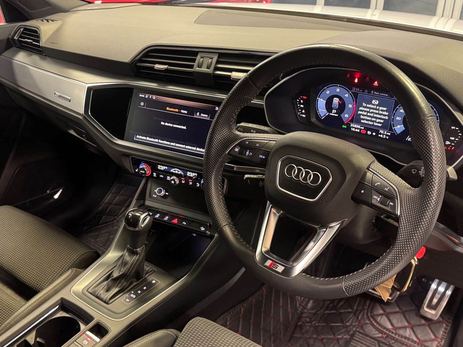 Used Audi Q3 2019 for sale - 76642911: Photo 2