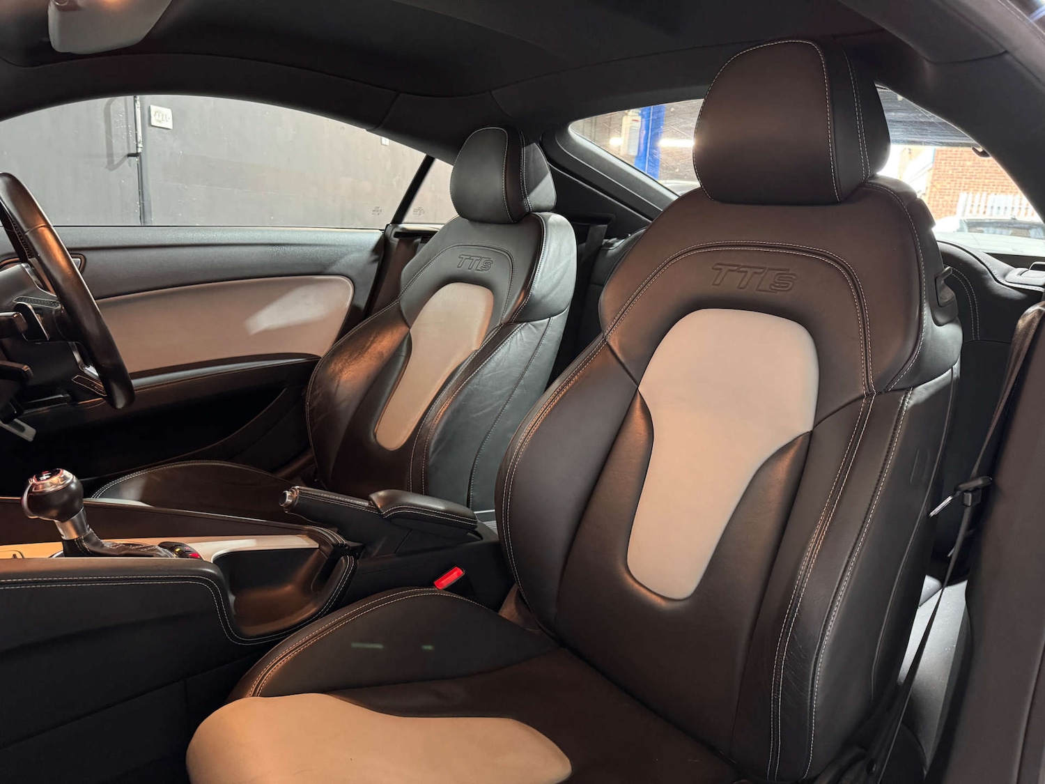 Used Audi TT 2011 for sale - 76542283: Photo 13