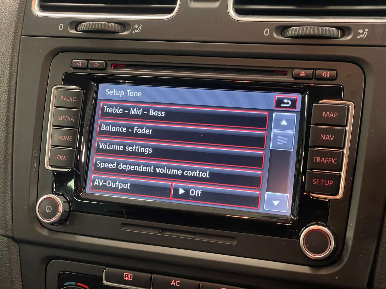 Used Volkswagen Golf 2012 for sale - 77632649: Photo 14