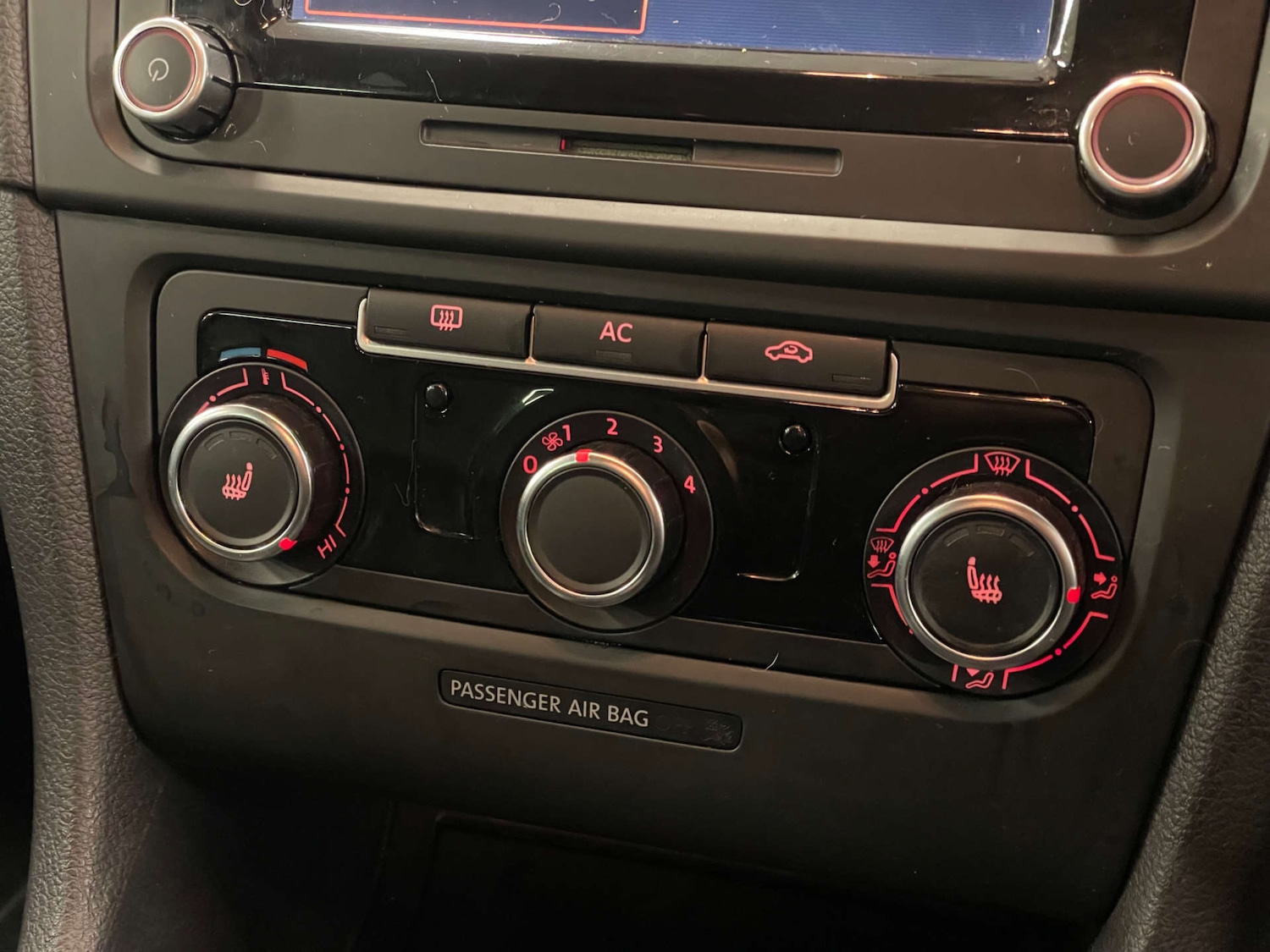 Used Volkswagen Golf 2012 for sale - 77632649: Photo 17