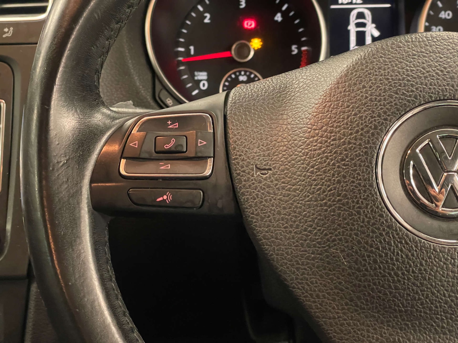 Used Volkswagen Golf 2012 for sale - 77632649: Photo 19