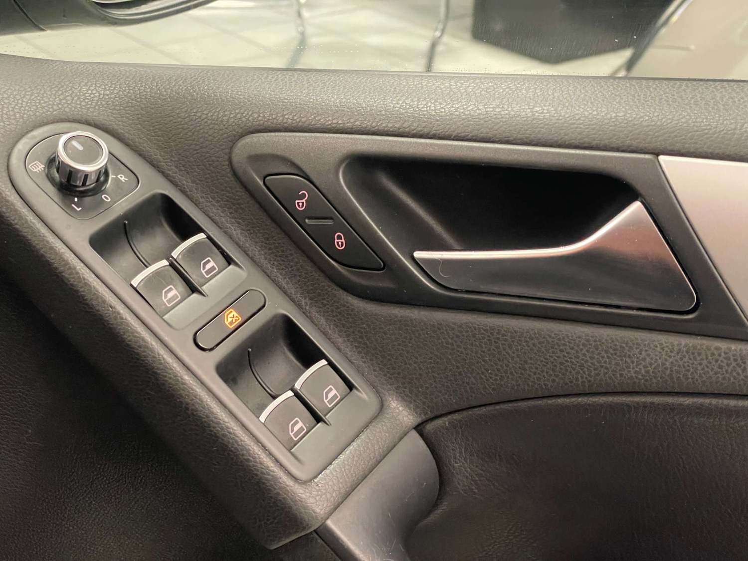 Used Volkswagen Golf 2012 for sale - 77632649: Photo 21