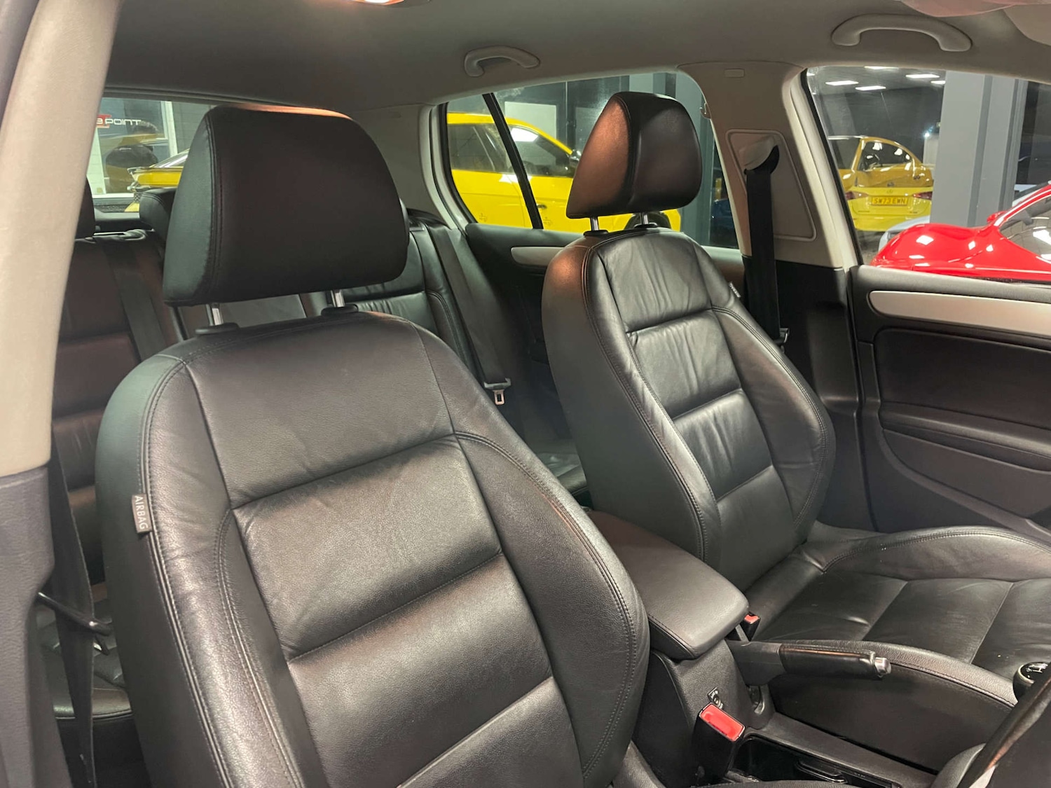 Used Volkswagen Golf 2012 for sale - 77632649: Photo 8