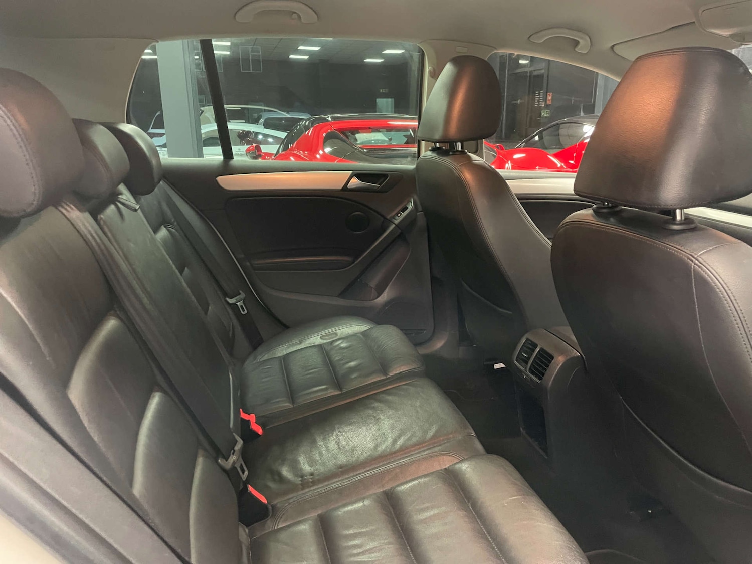 Used Volkswagen Golf 2012 for sale - 77632649: Photo 9