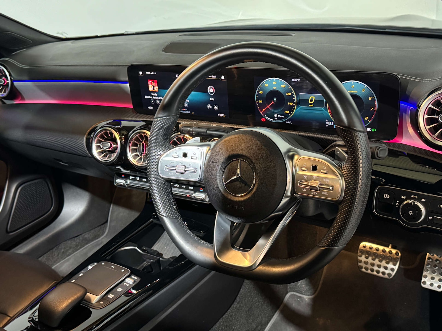 Used Mercedes-Benz CLA 2022 for sale - 76642955: Photo 2