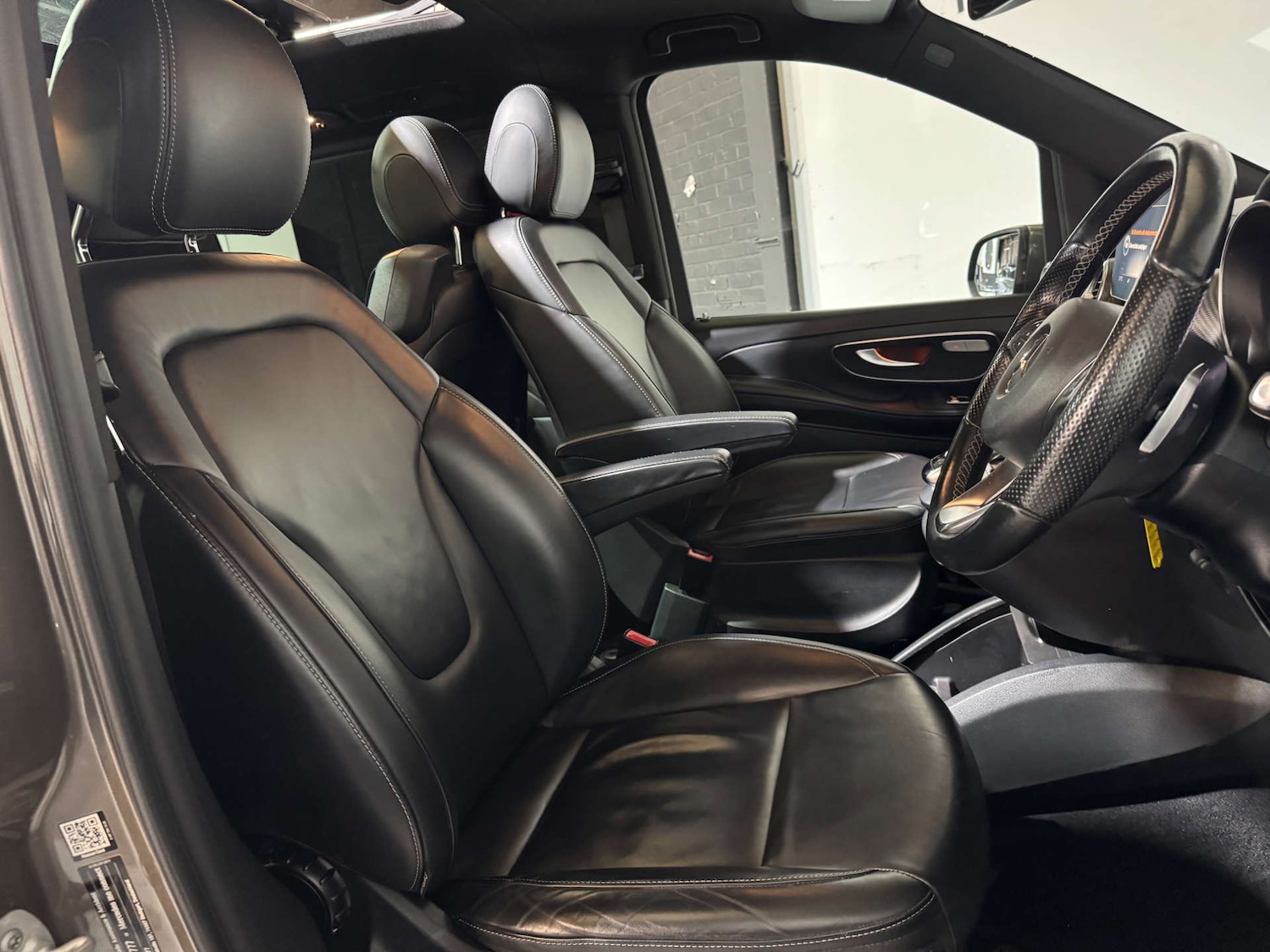 Used Mercedes-Benz V-Class 2018 for sale - 76038498: Photo 12