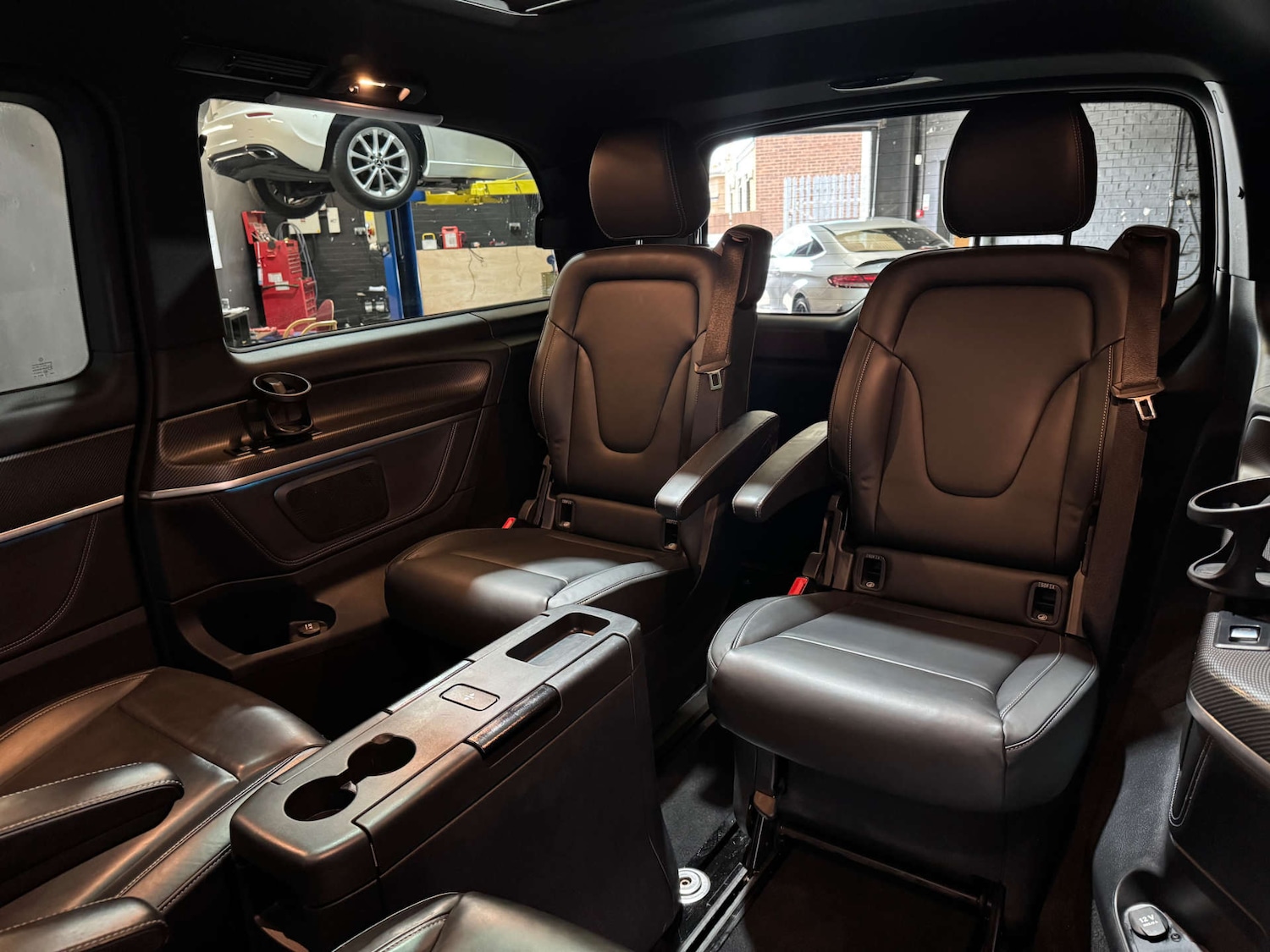 Used Mercedes-Benz V-Class 2018 for sale - 76038498: Photo 18