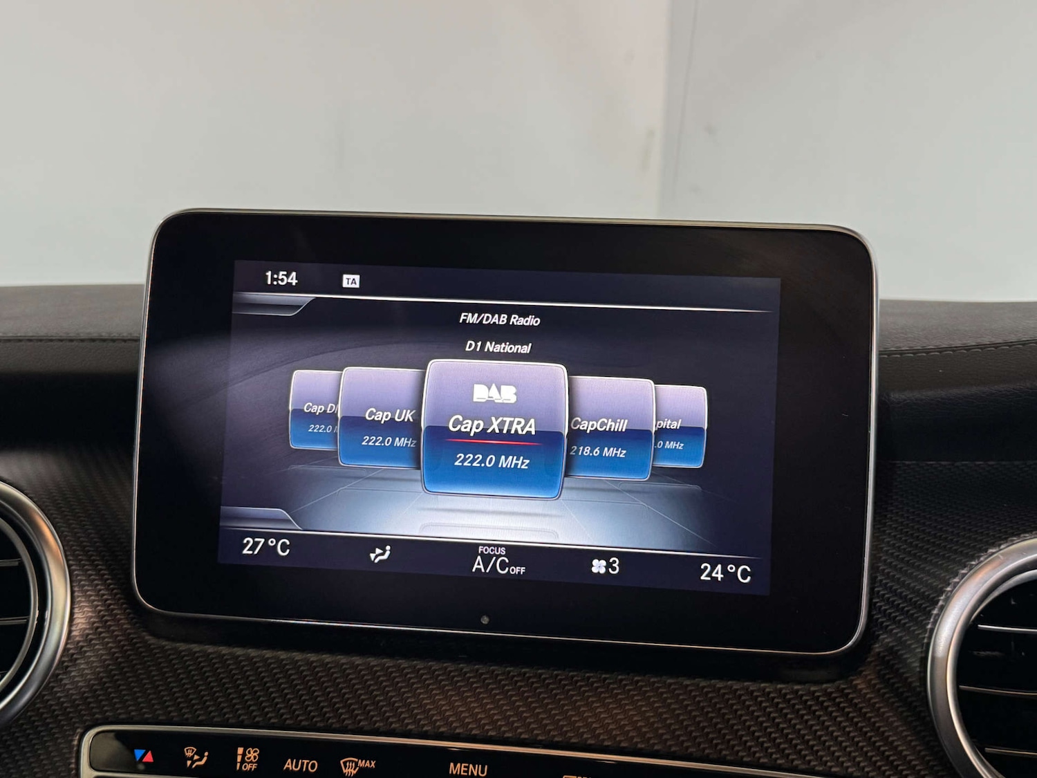 Used Mercedes-Benz V-Class 2018 for sale - 76038498: Photo 23