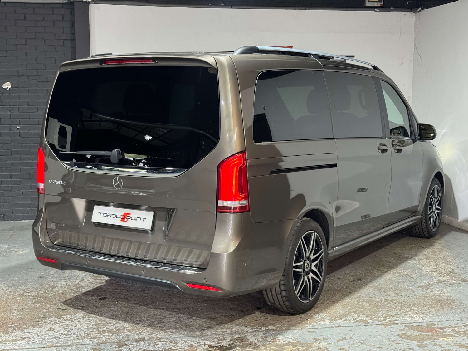 Used Mercedes-Benz V-Class 2018 for sale - 76038498: Photo 3