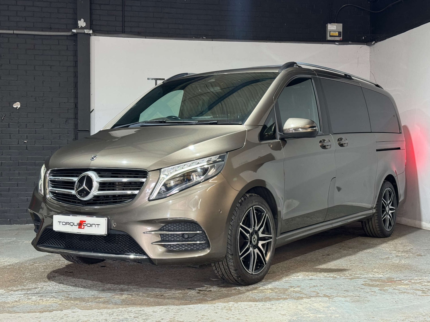Used Mercedes-Benz V-Class 2018 for sale - 76038498: Photo 33