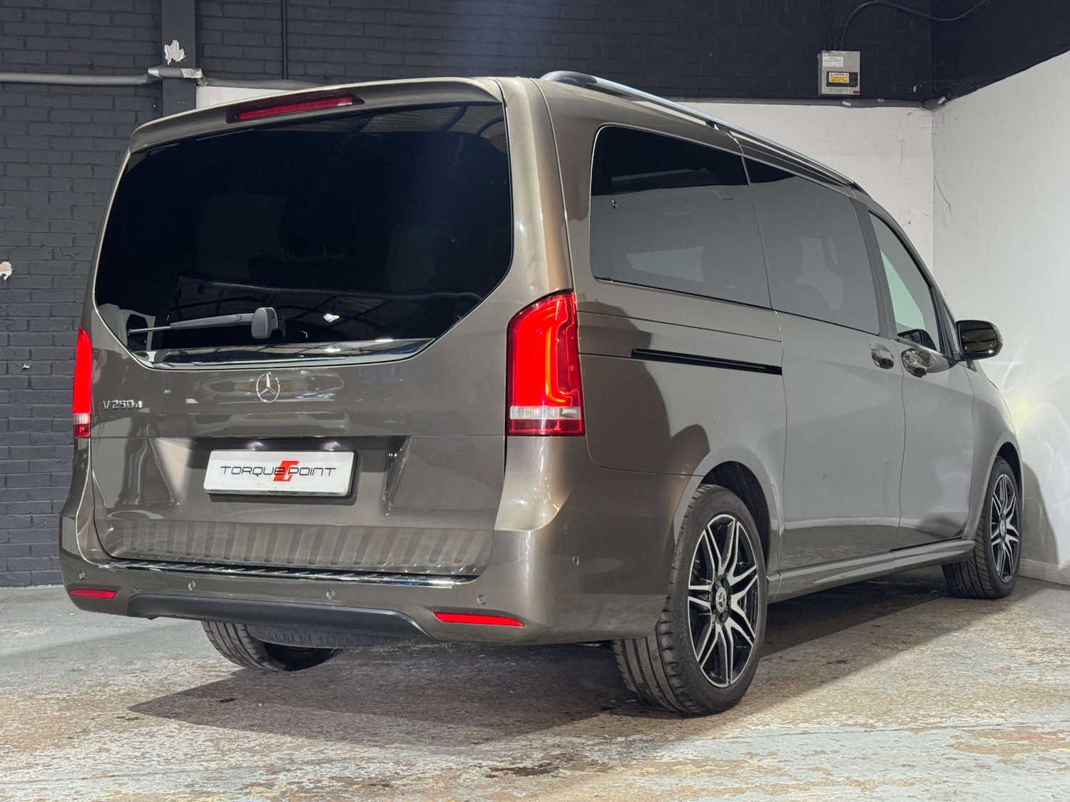 Used Mercedes-Benz V-Class 2018 for sale - 76038498: Photo 34