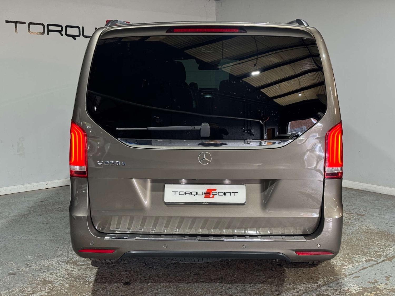 Used Mercedes-Benz V-Class 2018 for sale - 76038498: Photo 5