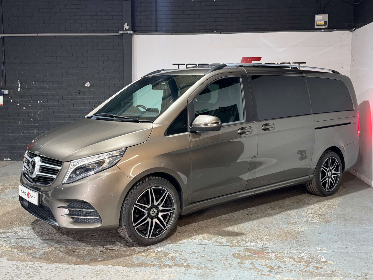 Used Mercedes-Benz V-Class 2018 for sale - 76038498: Photo 6