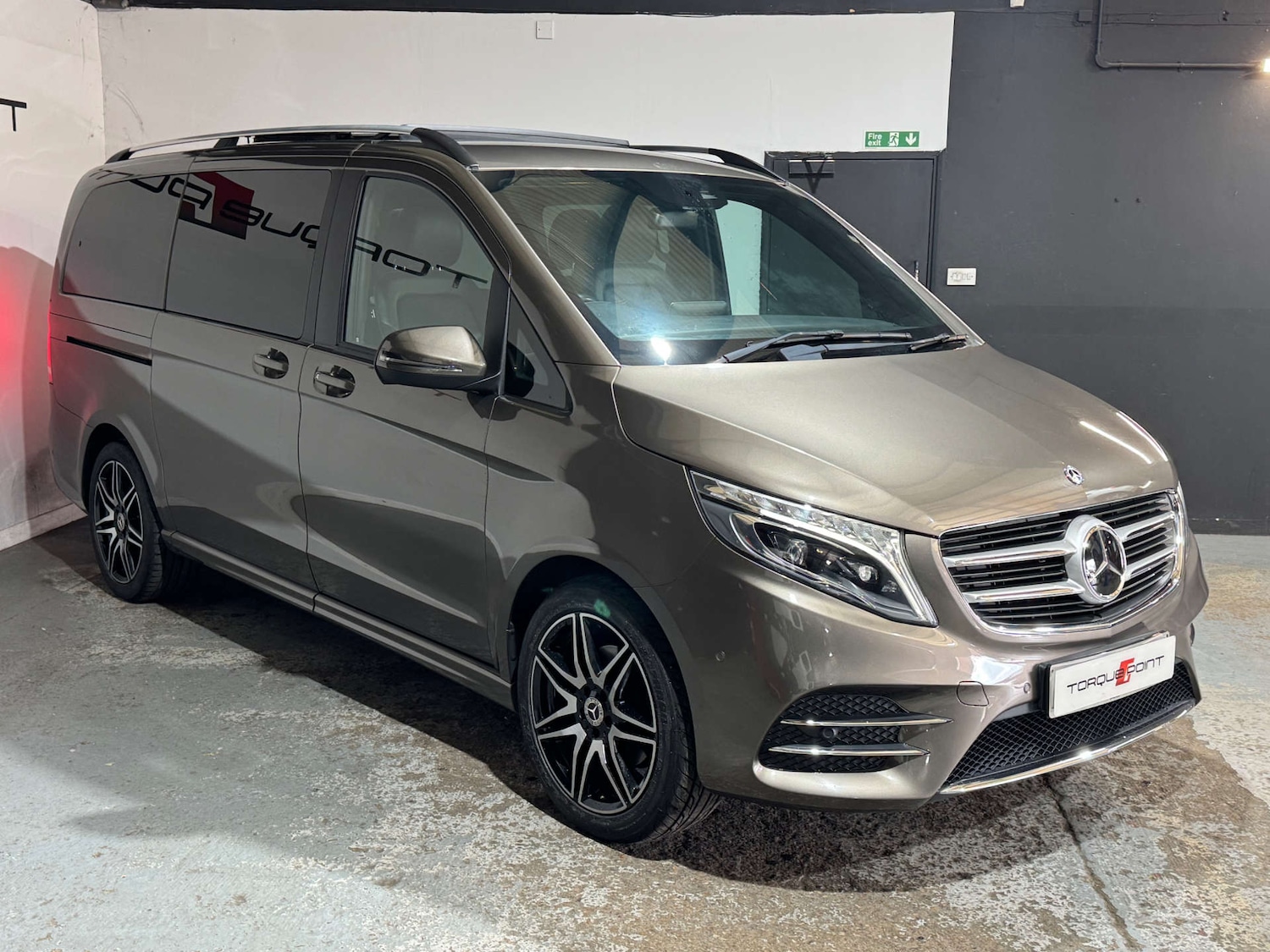 Used Mercedes-Benz V-Class 2018 for sale - 76038498: Photo 8