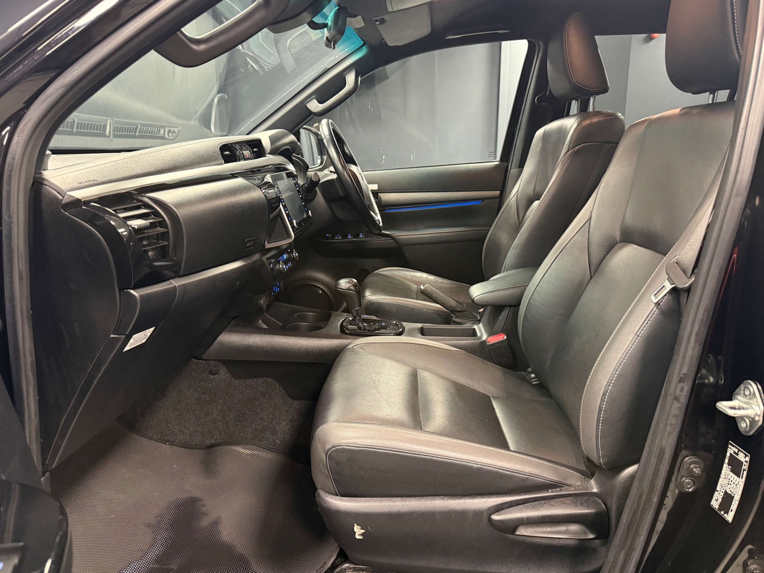 Used Toyota Hilux 2021 for sale - 77807477: Photo 13