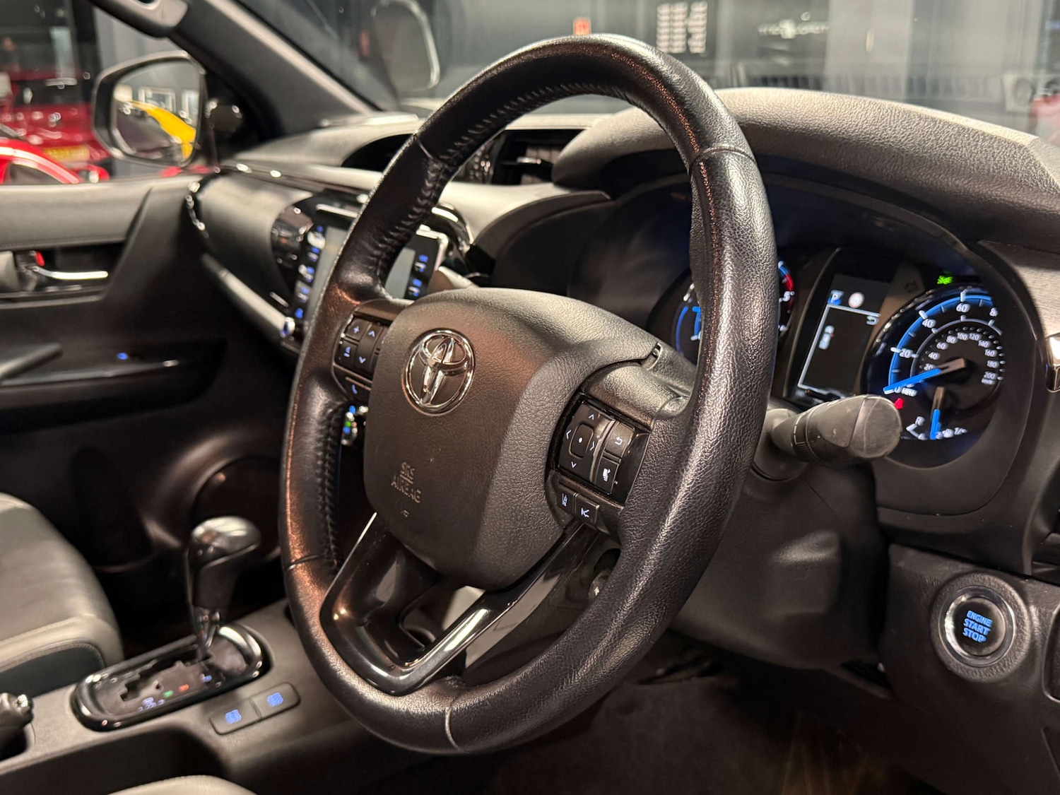 Used Toyota Hilux 2021 for sale - 77807477: Photo 2