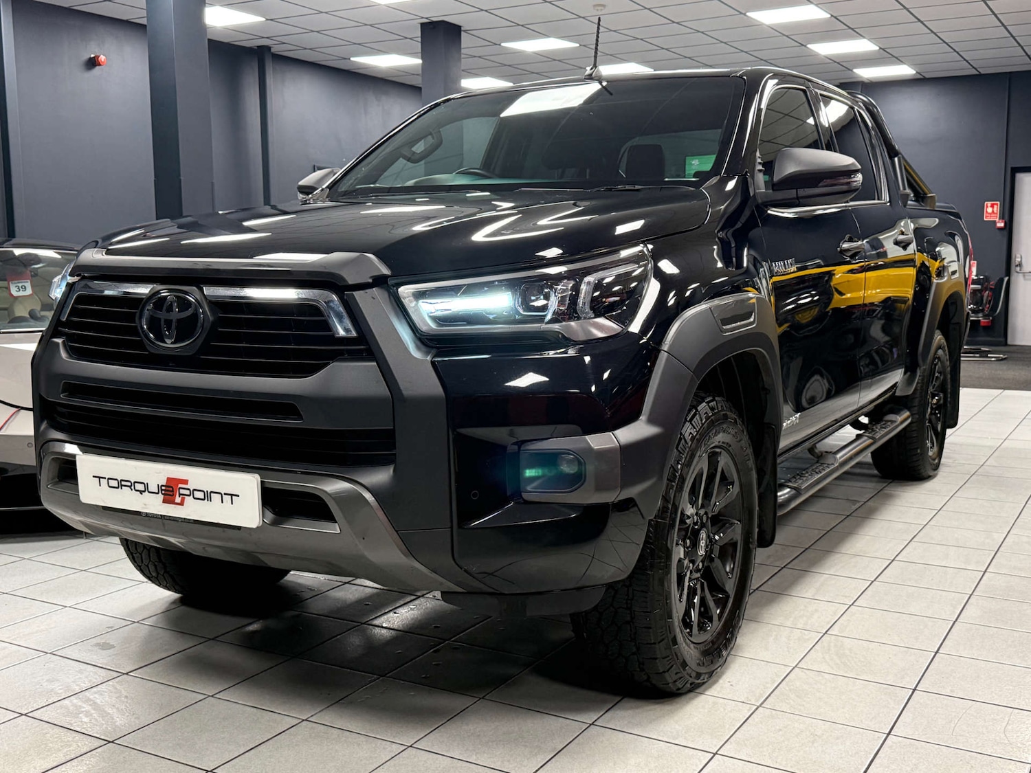Used Toyota Hilux 2021 for sale - 77807477: Photo 4