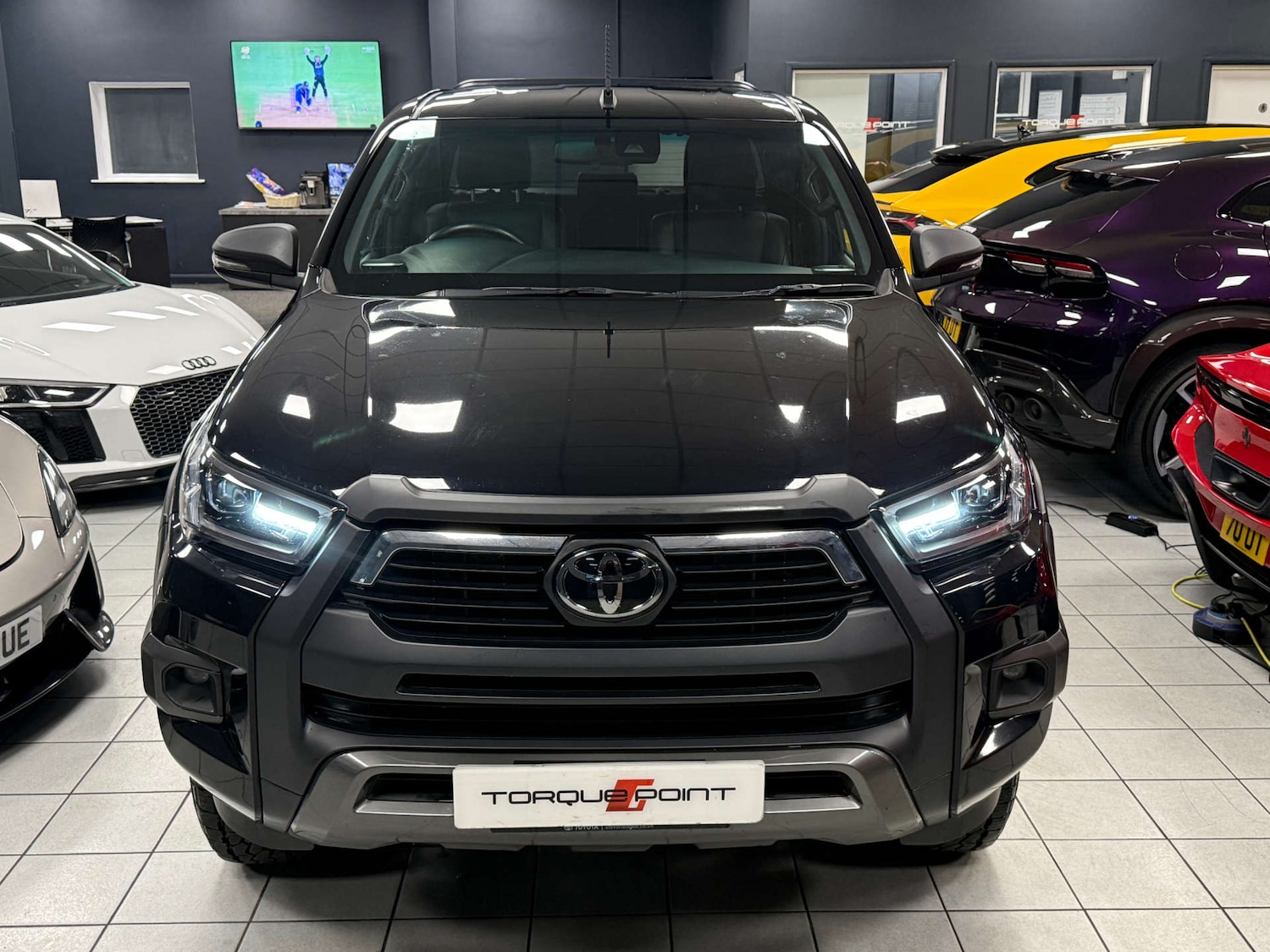 Used Toyota Hilux 2021 for sale - 77807477: Photo 8