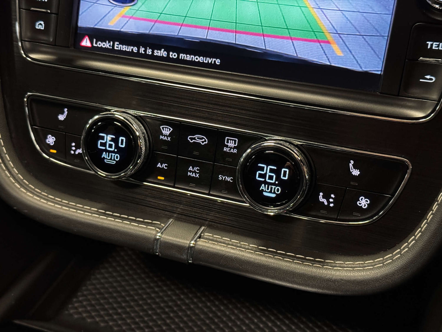 Used Bentley Bentayga 2017 for sale - 77201573: Photo 25