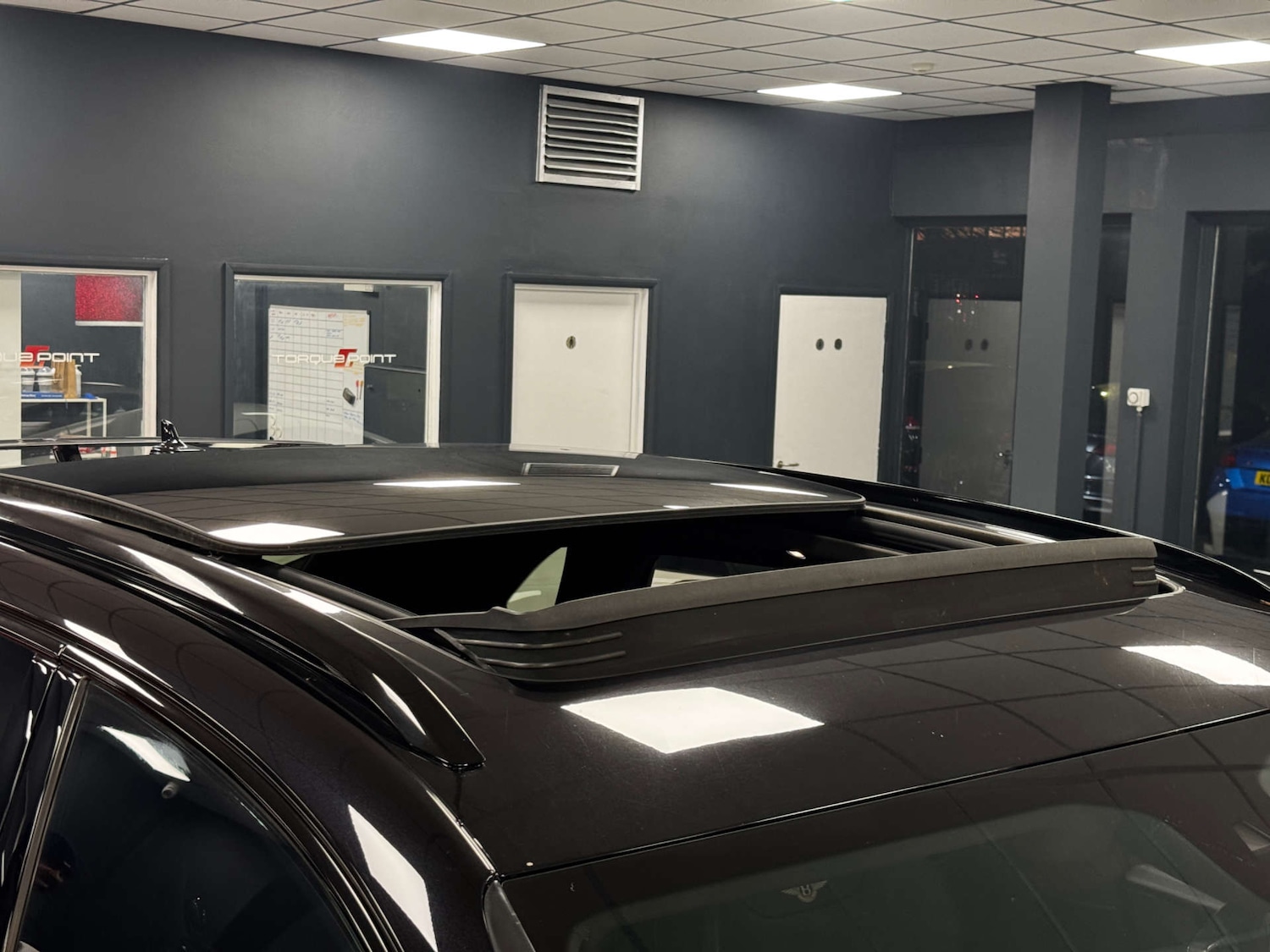 Used Bentley Bentayga 2017 for sale - 77201573: Photo 8