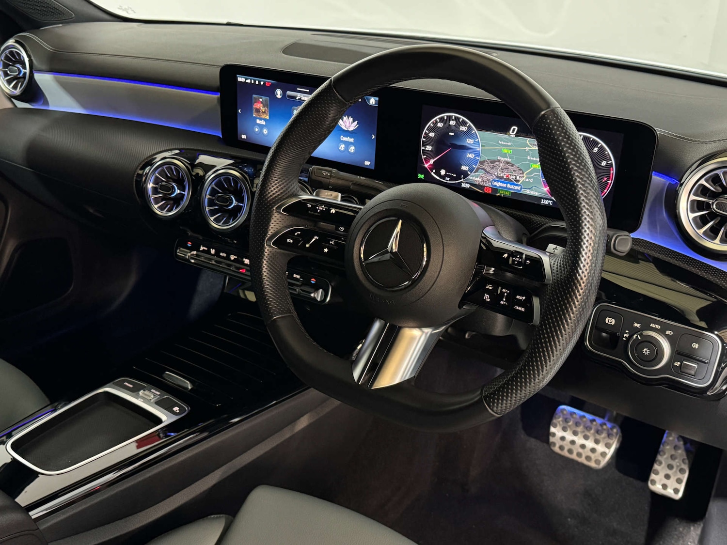 Used Mercedes-Benz CLA 2023 for sale - 76429325: Photo 2