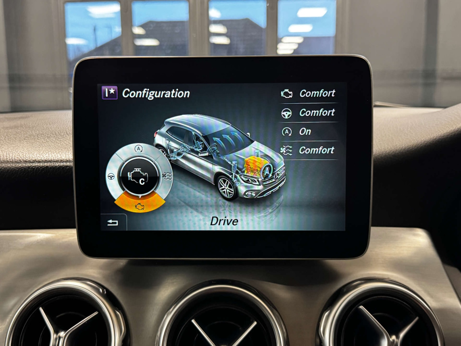 Used Mercedes-Benz GLA 2017 for sale - 77200728: Photo 17